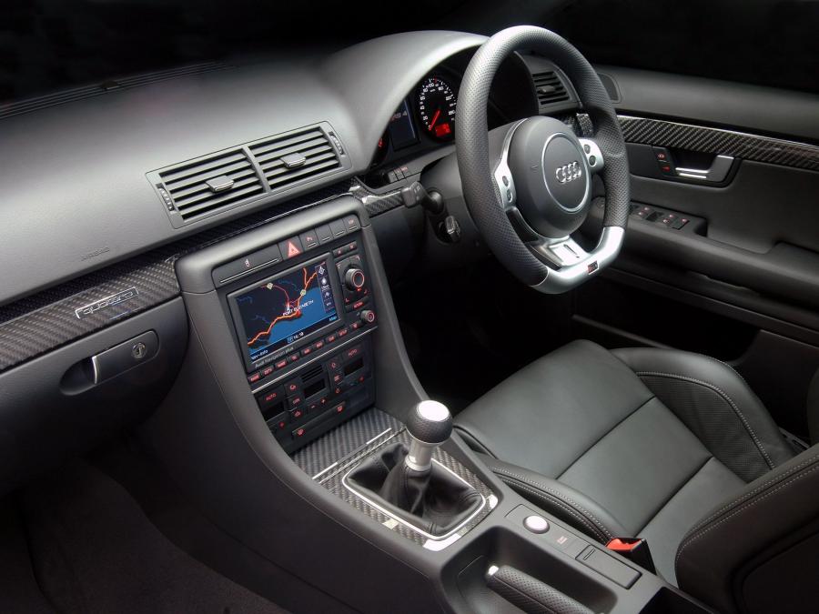 Интерьер Audi RS4 Sedan (B7, 8E) 2005 года  (ZA) (фото 3 из 15)